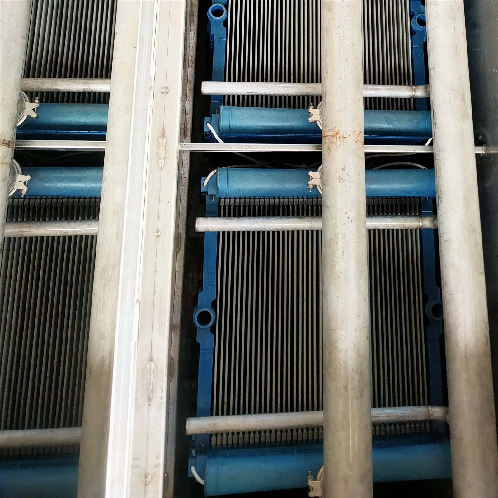 Flat membrane Flat membrane